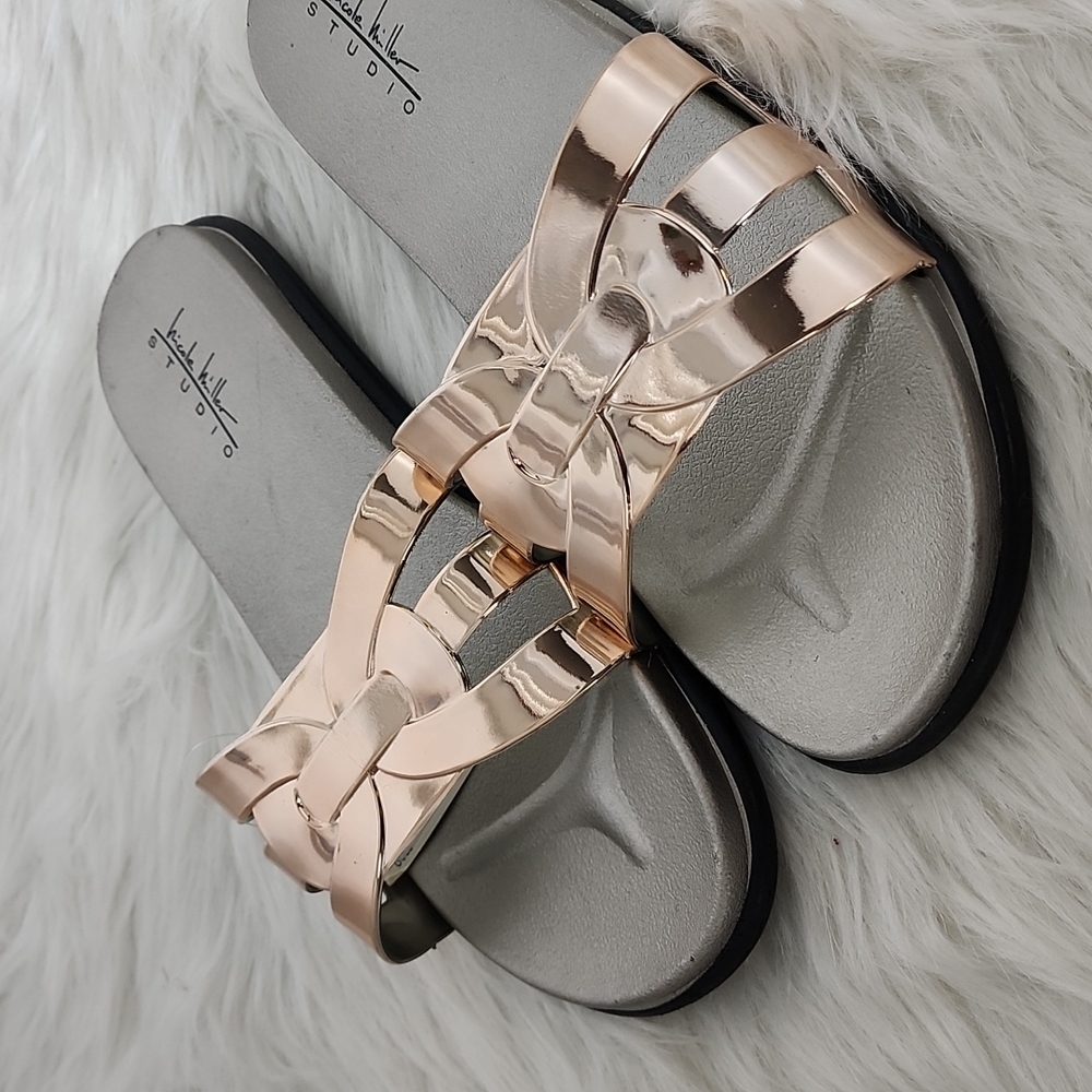 Womens Nicole Miller Studio Rose Gold Sandals Size 10M New